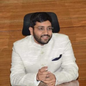 Read more about the article आई.ए.एस. नैन्सी सहाय, हर्ष मंगला और राय महिमापत रे कार्मिक विभाग में देंगे योगदान.